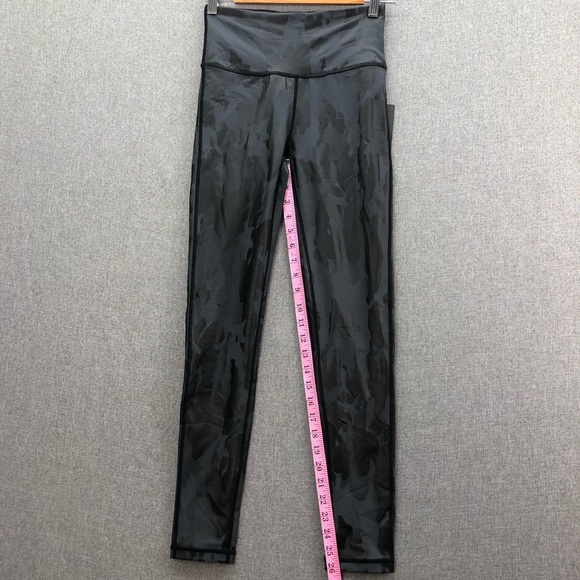 Mono B Camo Holographic Microdot Foil High-waist Leggings Size S - Picture 12 of 12